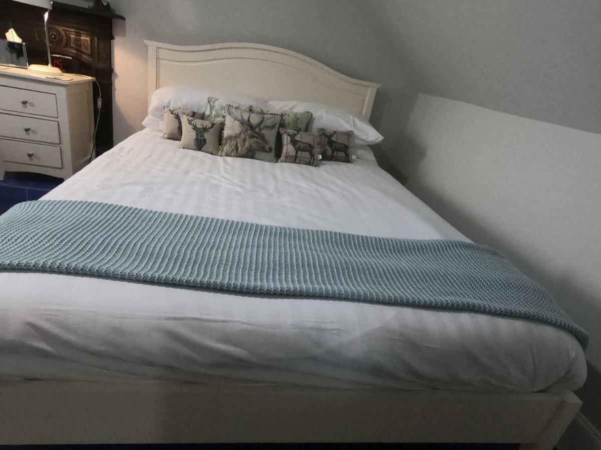 Bed and Breakfast Taigh Rob à Portree Extérieur photo